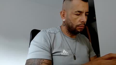 elosocazador online show from January 21, 2025, 11:56 am