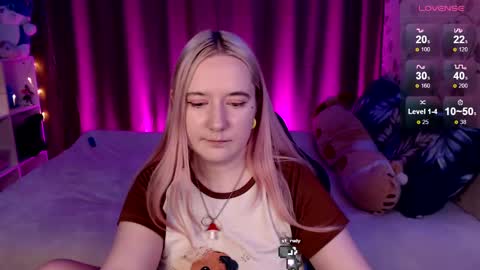 Snapshot of elovinora chatting on December 22, 2024, 8:36 pm Ela give me a thumbs up if you like it and this is important for the development of the account online show from December 22, 2024, 8:36 pm