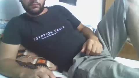 Snapshot of elphotographermedo chatting on October 22, 2025, 9:47 pm Mr.M online show from October 22, 2025, 9:47 pm