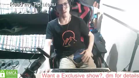 elpijaargentino30 online show from January 4, 2025, 1:42 am