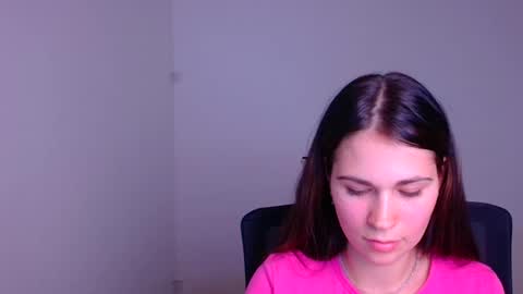 Snapshot of elsa_mur chatting on January 4, 2025, 1:31 am Elsa online show from January 4, 2025, 1:31 am