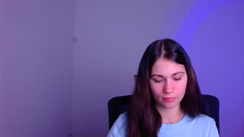 Snapshot of elsa_mur chatting on January 19, 2025, 7:47 pm Elsa online show from January 19, 2025, 7:47 pm