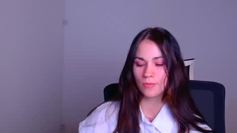 Snapshot of elsa_mur chatting on January 22, 2025, 7:34 pm Elsa online show from January 22, 2025, 7:34 pm
