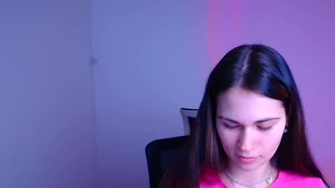 Snapshot of elsa_mur chatting on February 5, 2025, 8:14 pm Elsa online show from February 5, 2025, 8:14 pm