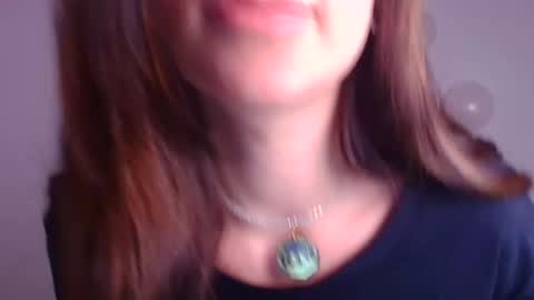 Snapshot of elsa_mur chatting on February 18, 2025, 11:08 pm Elsa online show from February 18, 2025, 11:08 pm