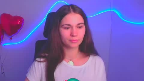 Snapshot of elsa_mur chatting on February 23, 2025, 7:38 pm Elsa online show from February 23, 2025, 7:38 pm