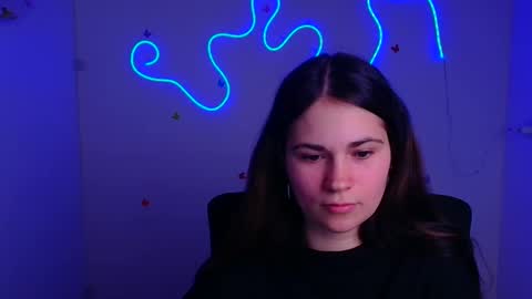 Snapshot of elsa_mur chatting on March 6, 2025, 8:27 pm Elsa online show from March 6, 2025, 8:27 pm