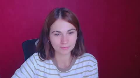 Snapshot of elsa_mur chatting on October 8, 2025, 12:14 pm Elsa online show from October 8, 2025, 12:14 pm