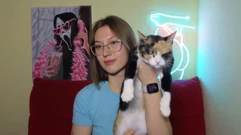 elsaangel online show from February 17, 2025, 8:04 pm