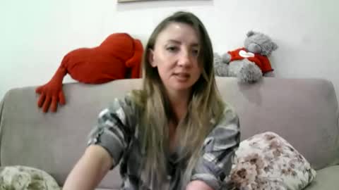 ElvinaSweet online show from September 19, 2025, 6:15 am
