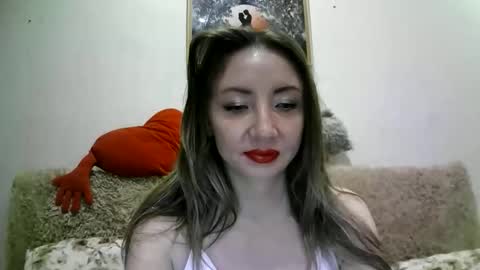 ElvinaSweet online show from October 16, 2025, 2:01 am