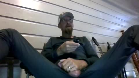 Snapshot of elwooood7 chatting on October 19, 2025, 1:23 pm elwooood7 online show from October 19, 2025, 1:23 pm