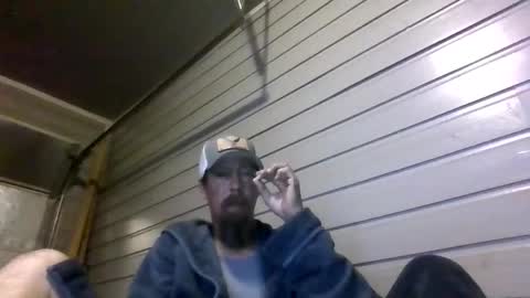 elwooood7 online show from April 12, 2026, 10:42 am