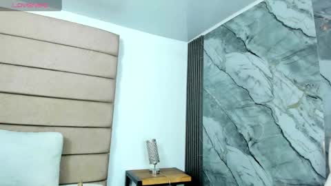 ely brown online show from April 12, 2026, 7:19 pm