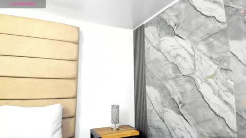 ely brown online show from April 23, 2026, 4:03 am