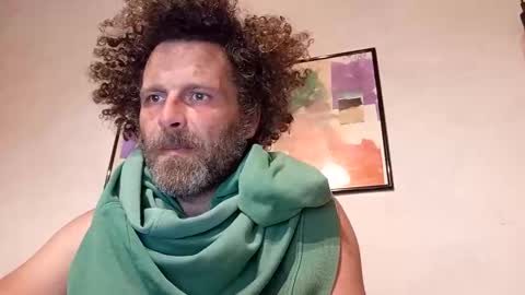 elyjahoye online show from May 6, 2026, 9:20 pm
