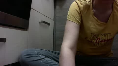 elyseblue online show from February 8, 2025, 7:59 pm