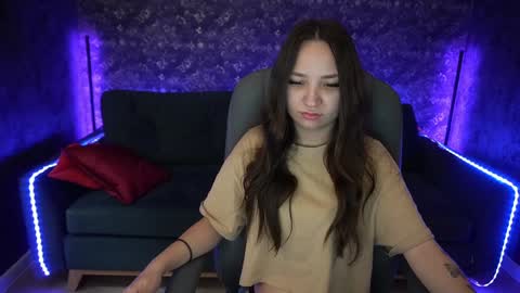 Snapshot of elyslunar_ chatting on December 26, 2024, 7:03 am Call me Elis online show from December 26, 2024, 7:03 am