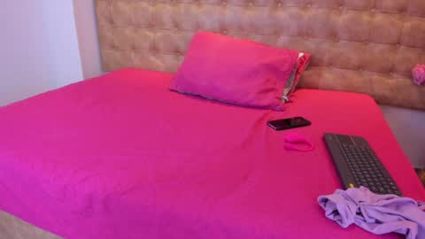 Emily online show from April 12, 2026, 4:23 pm