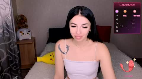 ema_grasie online show from December 11, 2024, 3:56 am