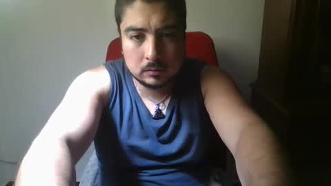 Snapshot of emanuel1911 chatting on November 1, 2025, 6:26 am Emanuel1911 online show from November 1, 2025, 6:26 am