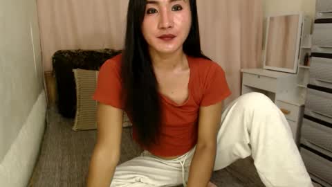 Snapshot of emarie91 chatting on February 13, 2025, 1:26 pm Trans cummer online show from February 13, 2025, 1:26 pm
