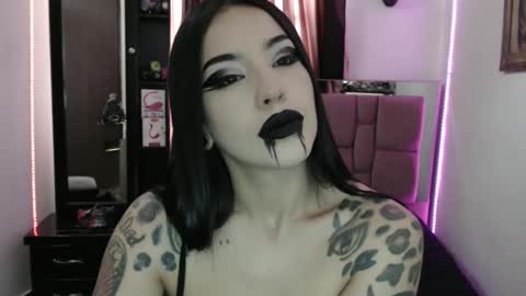 Snapshot of emearld_black chatting on February 8, 2025, 3:42 pm Emerald Black online show from February 8, 2025, 3:42 pm