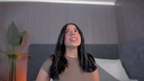 emelie_89 online show from March 27, 2026, 1:11 pm