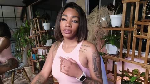 Snapshot of emely_brandon_ chatting on December 12, 2024, 2:26 am anyelii online show from December 12, 2024, 2:26 am