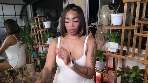 Snapshot of emely_brandon_ chatting on December 14, 2024, 1:06 am anyelii online show from December 14, 2024, 1:06 am