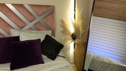 Snapshot of emely_brandon_ chatting on February 22, 2025, 2:50 am anyelii online show from February 22, 2025, 2:50 am