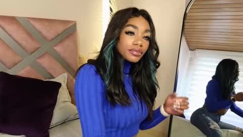 Snapshot of emely_brandon_ chatting on March 5, 2025, 4:57 pm anyelii online show from March 5, 2025, 4:57 pm