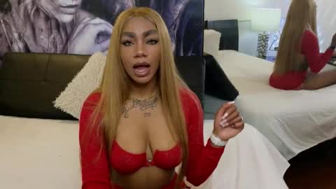 Snapshot of emely_brandon_ chatting on December 20, 2025, 8:43 am anyelii online show from December 20, 2025, 8:43 am