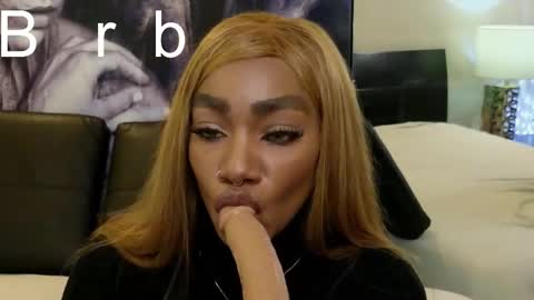 Snapshot of emely_brandon_ chatting on January 10, 2026, 9:11 am anyelii online show from January 10, 2026, 9:11 am