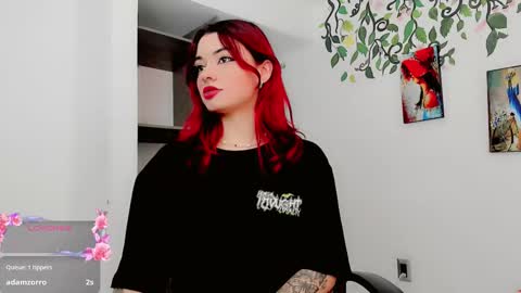 Snapshot of emely_peyton chatting on October 21, 2025, 5:02 pm emely_peyton online show from October 21, 2025, 5:02 pm