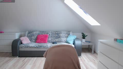 just me online show from April 16, 2026, 8:26 am