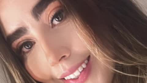 emi_royse online show from February 10, 2026, 6:45 pm