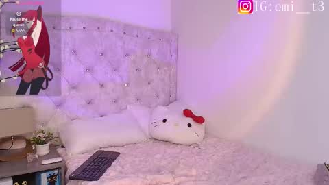 Emilly online show from October 20, 2025, 11:27 pm