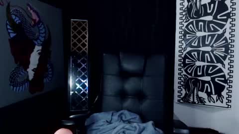 Snapshot of emiantonella_ chatting on February 13, 2025, 8:34 pm Antonella  online show from February 13, 2025, 8:34 pm