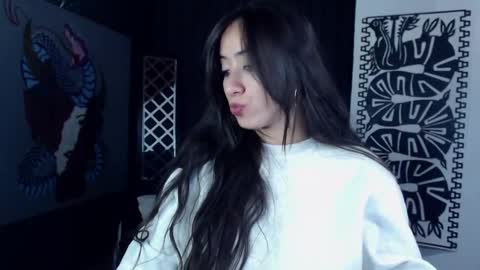 Snapshot of emiantonella_ chatting on February 22, 2025, 12:16 am Antonella  online show from February 22, 2025, 12:16 am