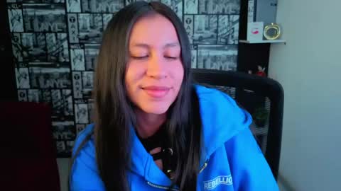 Emilia Gomez online show from June 7, 2026, 3:54 am