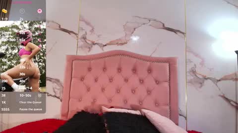 Emiily Carter online show from November 29, 2025, 11:24 am