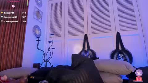   online show from January 31, 2026, 10:30 pm