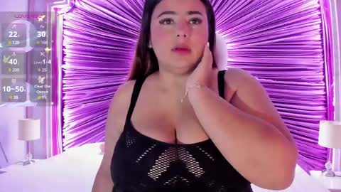 Emiily Grace online show from May 2, 2026, 11:37 am