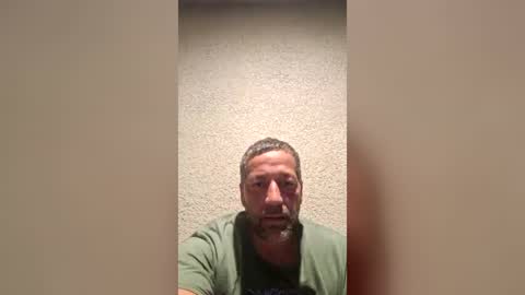 emilabreu online show from June 12, 2026, 5:50 am