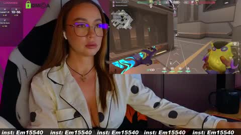 Emili online show from January 31, 2025, 2:07 pm