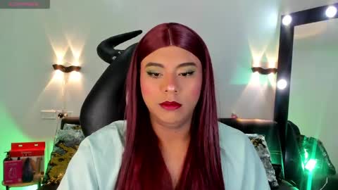 Snapshot of emili_roux chatting on April 18, 2026, 10:08 am Emili roux online show from April 18, 2026, 10:08 am