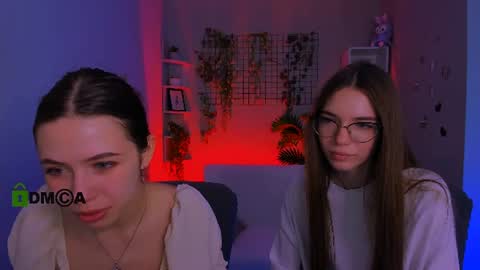 Snapshot of emilia_fly chatting on July 16, 2026, 11:16 am Emi online show from July 16, 2026, 11:16 am