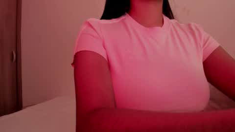 Snapshot of emilia_ghendle chatting on January 22, 2025, 2:14 pm Emilia Big Boobs online show from January 22, 2025, 2:14 pm