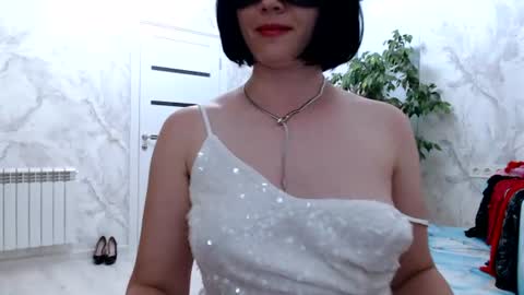 Emilia loki online show from July 21, 2026, 5:37 pm